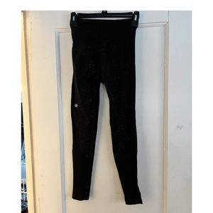 2 pairs of seamless lulu lemon leggings!!!